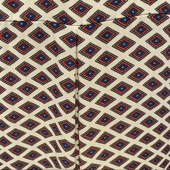 Alice Blue Stitch Fix Blouse Top Shirt Sz XXLV Neck Short Sleeves Diamonds print - Picture 6 of 13